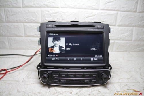 Правый регулятор громкости для аудиосистемы Bluetooth Hyundai New Sorento R AVN