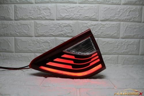 Задний фонарь светодиодный Stonic LED со стороны пассажира, артикул 92404-H8500