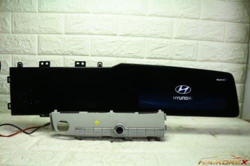 Комбинация приборов с интегрированным монитором Elantra CN7 Supervision 94033AA020