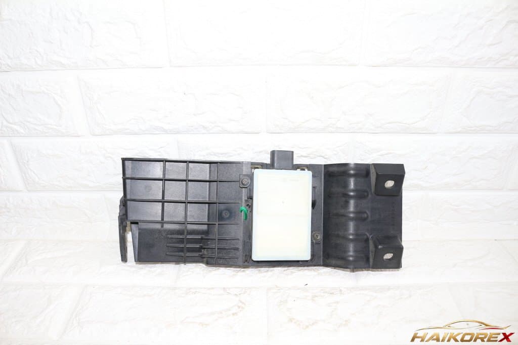 Датчик слепой зоны (BSD) пассажирской стороны Kia K7 New (All New K7) 95821G0100, 95821-G0100 / NO.2