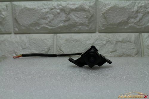 Камера бокового обзора Hyundai Grandeur HG правая 957903V900, 95790-3V900 (срезанный провод)