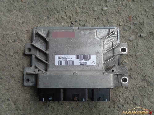 ЭБУ (блок управления двигателем) для Renault SM3 (L38) 237100551R