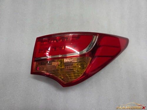 Задний фонарь Santa Fe DM комбинированный LED 5-контактный правый 924022W100