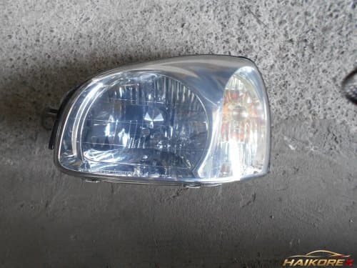 Фара передняя в сборе Hyundai Santa Fe (старый образец) левая (водителя) 9210126000 00-03