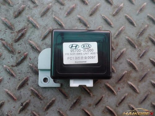 Блок управления ABS i30 957002L000