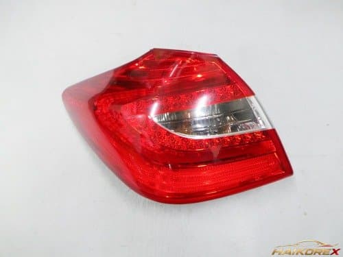 Задний фонарь в сборе Genesis BH, водительский, 924013M200