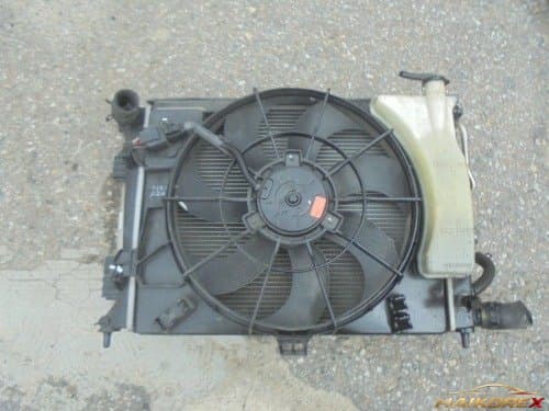 Радиатор Veloster 253101R010 + конденсатор + вентилятор, бензин/автомат, 2012г.в., Doowon