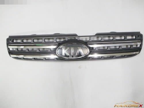 Решетка радиатора Sportage 863501F030 старая 04-06 (B-класс, следы эксплуатации)