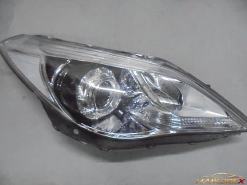 Передняя фара головного света HID 8-контактная (чёрный обод) для Hyundai Grandeur HG, правая сторона, артикул 921023V110, оригинальная сборка