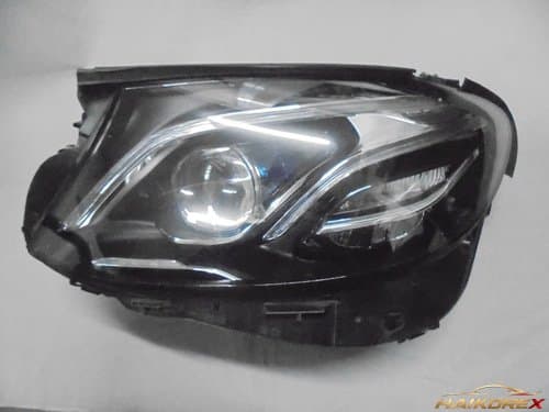 Фара LED левая (сторона водителя) Mercedes-Benz E-Class W213 A2139067506 2017-2020 (частичные повреждения)