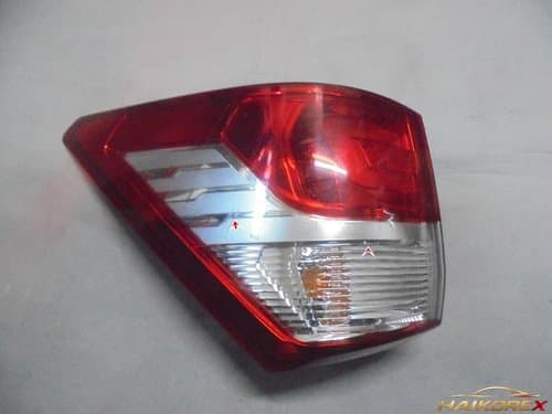 Задний фонарь Korando Turismo, левый (водительский) 8360121500, класс B (со царапинами)