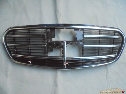 Решётка радиатора Mercedes-Benz S-Class W223 2238804100, класс C (царапины, сколы хрома, восстановленная)