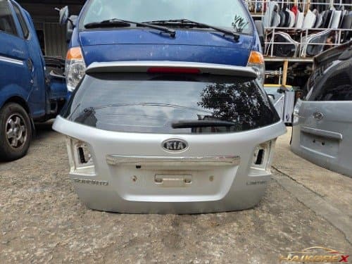 Крышка багажника Sorento R с спойлером