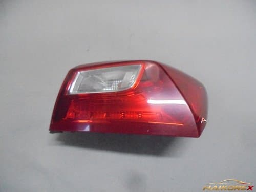Задний фонарь комбинированный для Chevrolet Malibu, правый, 3-контактный, артикул 84132379, класс C