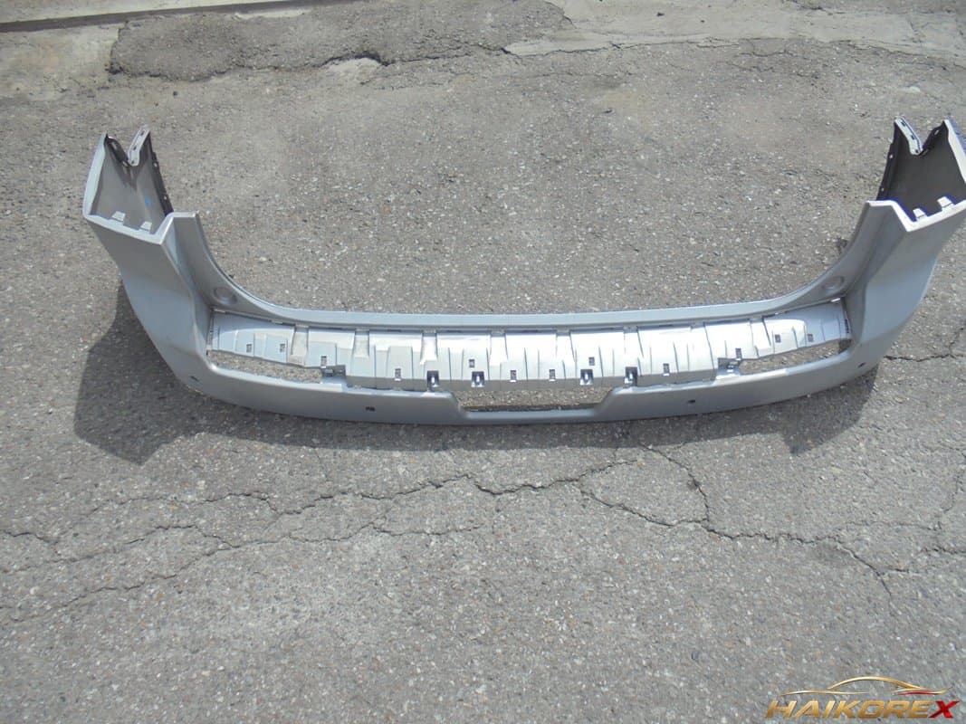 Накладка бампера задняя верхняя Chevrolet Orlando 96895643 (6 отверстий под датчик)