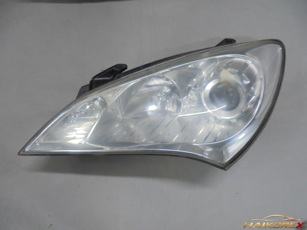Передняя фара левая (крышка) Genesis Coupe HID 921032M080 2008-2011
