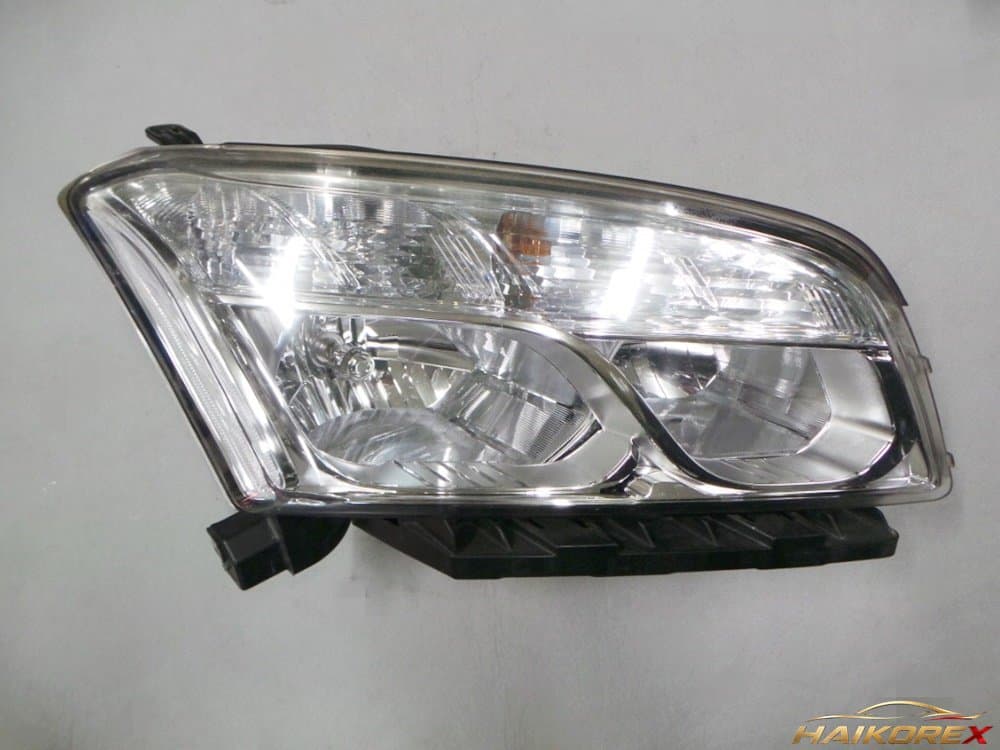 Фара передняя левая Chevrolet Trax (7 контактов) 95146959 B-класс (выцветшая)