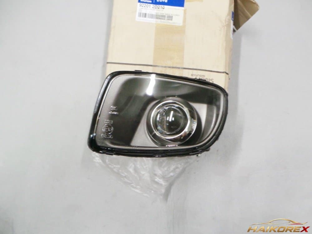 Бампер передний с противотуманной фарой водителя Hyundai Elantra XD спортивный 922012D210