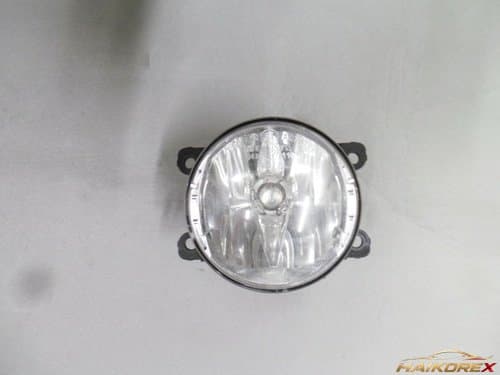 Противотуманная фара бампера New QM5, foglamp (261500097R) универсальная левая/правая