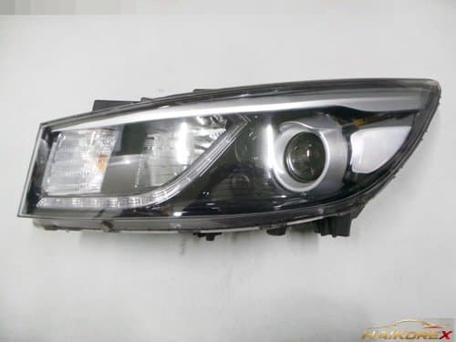 Передняя фара в сборе Kia Carnival (All New) HID DRL 8-контактная водительская сторона 92101A9430 (б/у, класс B)