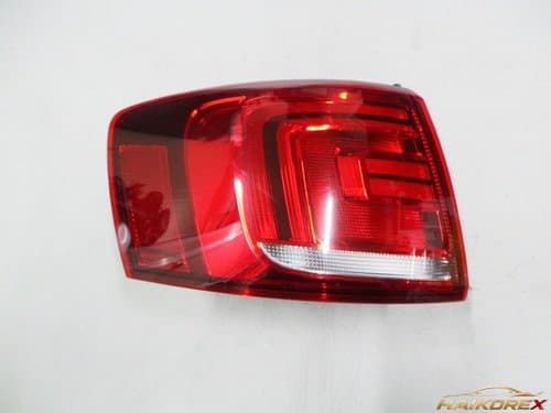 Задний фонарь Volkswagen Jetta 6 поколение, водительский, обычный 5C6945207A