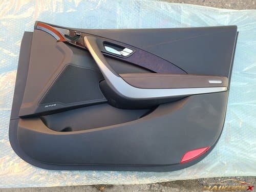 Обивка двери передняя правая Hyundai Grandeur HG гибрид 823203V0RY
