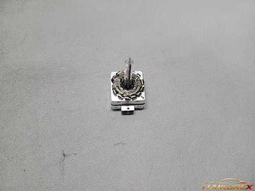 BMW 5 Series E60, E61 HID ксеноновая лампа D1S 35W 9285148294 Philips