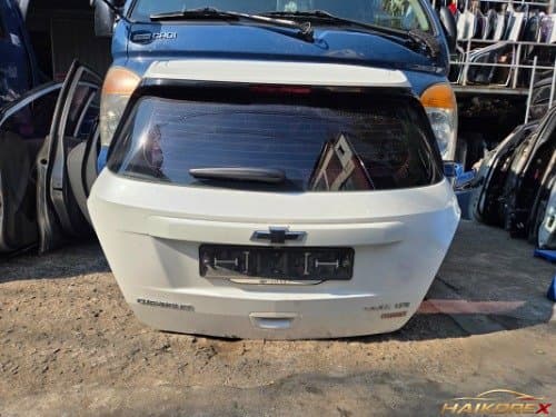 Дверь задняя (спойлер) Chevrolet Trax