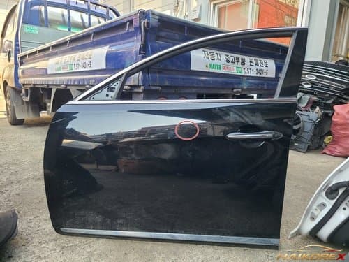 Дверь передняя левая K7 (водительская сторона) B-класс с вмятинами