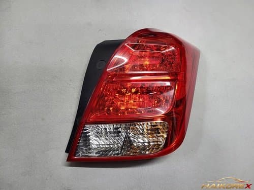 Задний фонарь (стоп-сигнал) комбинированный Chevrolet Tracker, правый 95476776