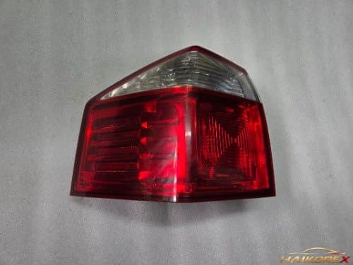 Задний фонарь в сборе Chevrolet Orlando, водительский, комбинированный, артикул 95238336, класс B (без крышки крепления)