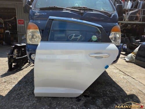 Задняя левая дверь водителя LF Sonata