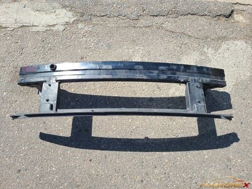 Усилитель переднего бампера K5 Hybrid 865302T050