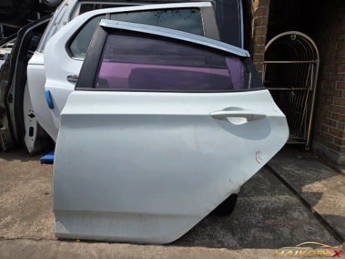 Дверь задняя левая (водителя) Hyundai Accent (RB) седан 4-дверный, класс B (вмятины, деформации)
