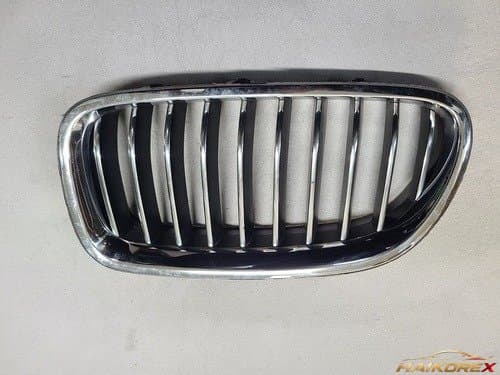 Решетка радиатора левая BMW 5 Series F10 51137412323