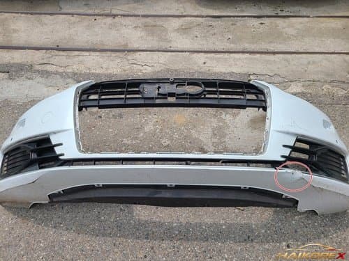 Накладка переднего бампера Audi A6 4-го поколения 4G0807437 4G0807065A (2 отверстия под датчик) 12-15