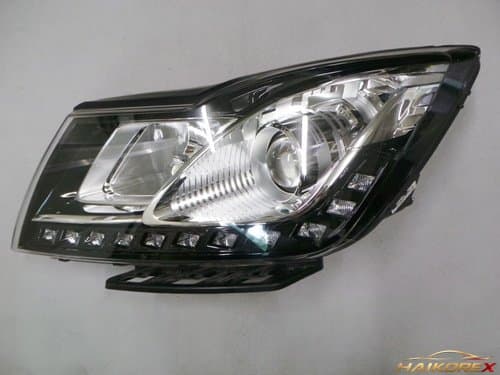 Фара передняя левая SsangYong Korando C, галоген, 7-контактная, сторона водителя, 8310734100 (без кронштейна)