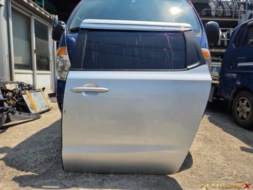 Дверь сдвижная задняя (водительская сторона) для Kia Carnival New