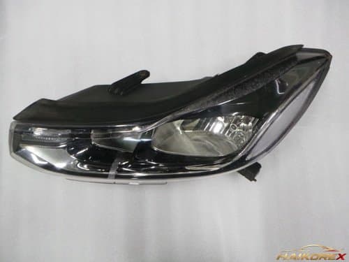 Фара передняя левая (водителя) Chevrolet Trax, галоген 9-контактная, P42576953, C-класс (выцветшая)