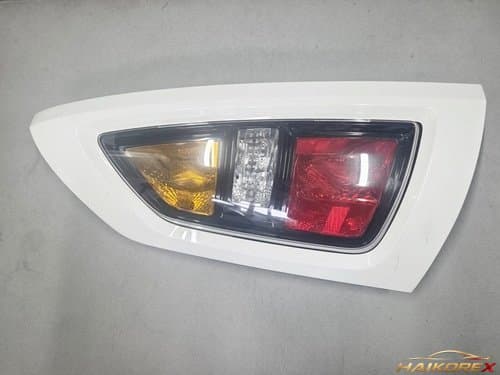 Задний фонарь в сборе (комбинированный) Kia Soul (2008-2011), сторона водителя, белый, OEM 924102K000
