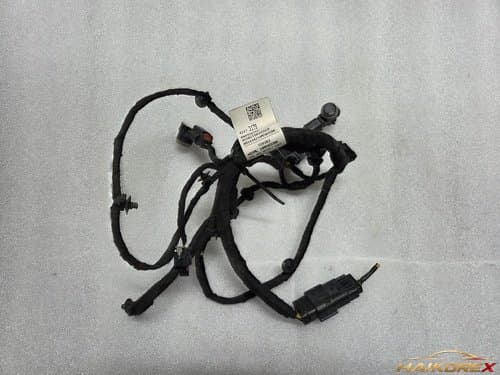 Крышка заднего бампера Chevrolet TraX с проводкой P42473179 и датчиками P84024114 (4 шт)