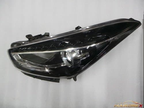 Фара передняя левая Hyundai i40 New Light 8-контактная (водительская сторона) 921013Z510