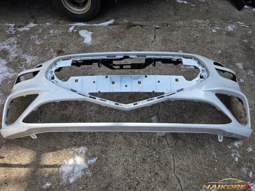 Передний бампер Genesis G70 (New) 86511G9500 86540G9500 без датчиков, класс B (потёртости)