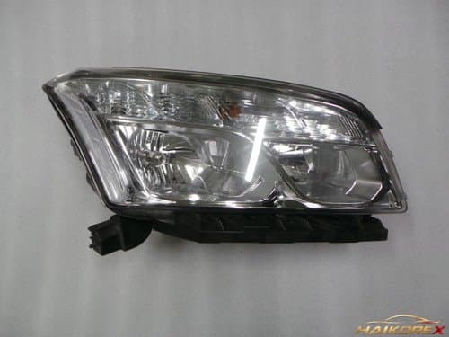 Передняя фара левая Chevrolet Trax (7 контактов) 95146959, класс C (царапины)