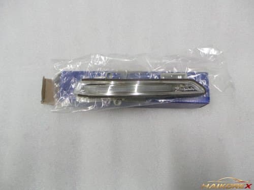 Лампа поворота зеркала заднего вида Genesis G80, правая сторона, артикул 87623B1000, новая
