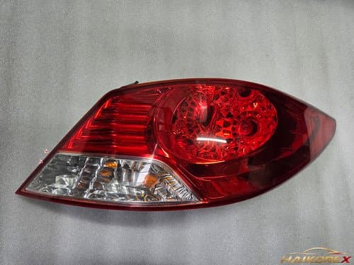 Задний фонарь в сборе (комбинированный) Hyundai Accent RB (2010-2014) правый, оригинал 924021R000