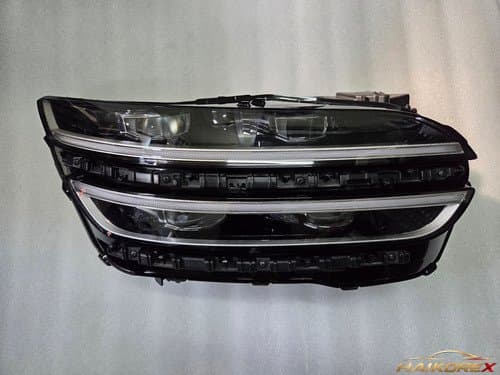 Передняя фара LED правая (пассажирская сторона) Genesis GV70 Light 92102AR100