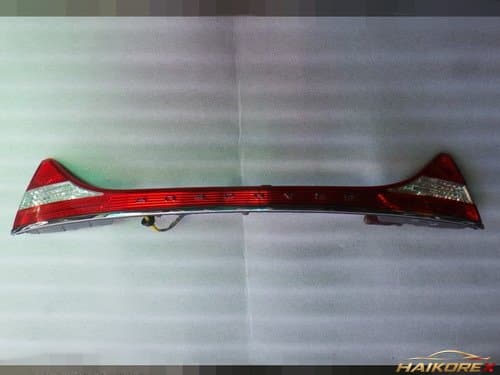 Задний фонарь-накладка крышки багажника Грэнджер HG 924013V000 + камера заднего вида 957603V511