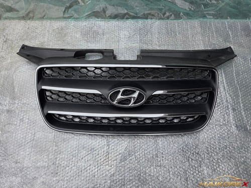 Решетка радиатора Hyundai Santa Fe CM 865612B020 05-09