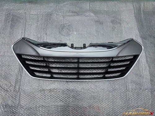 Решетка центральная переднего бампера Hyundai Tucson IX (2009-2013)